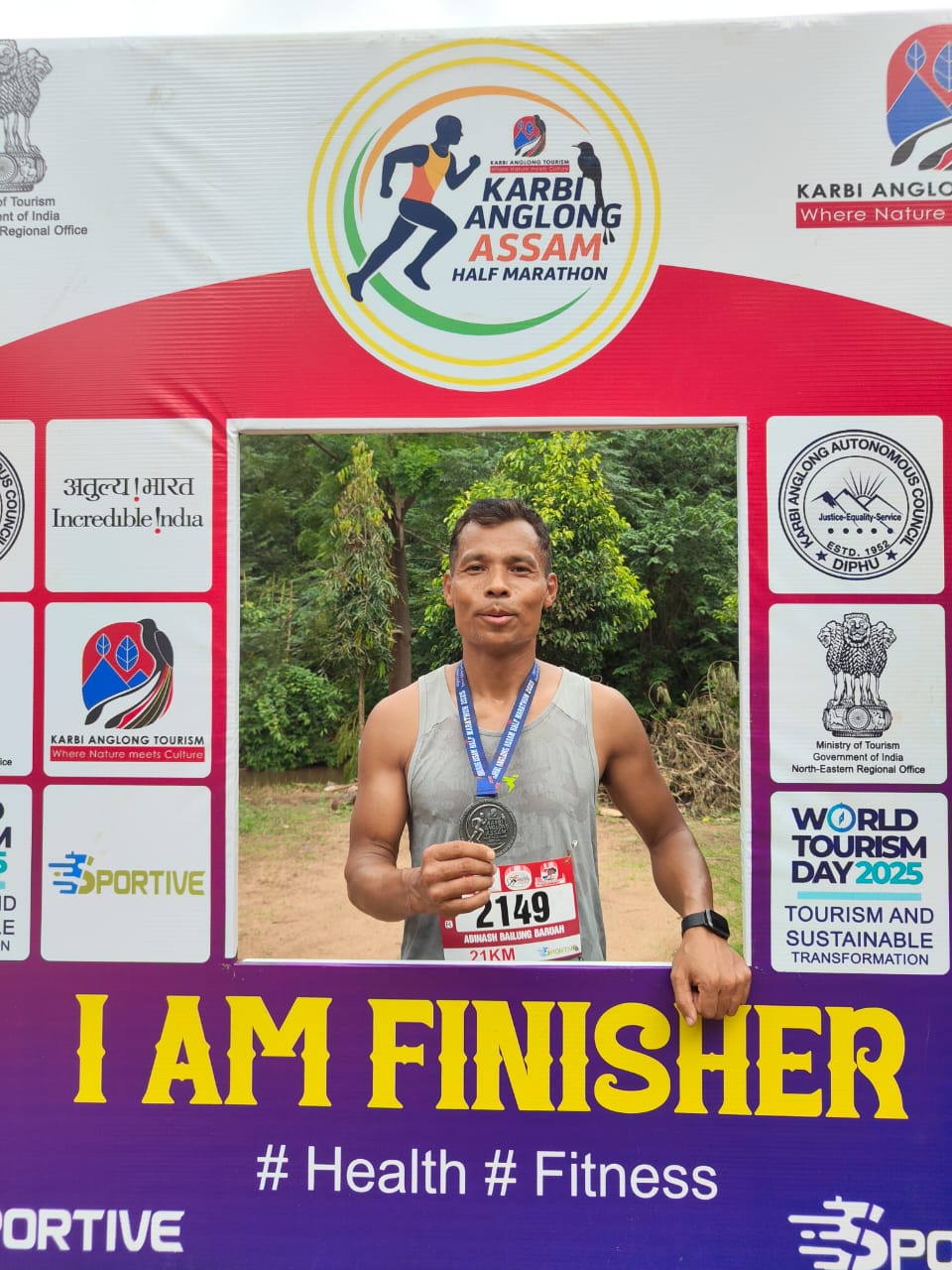 Medal winners with trophies — World Tourism Day 2025