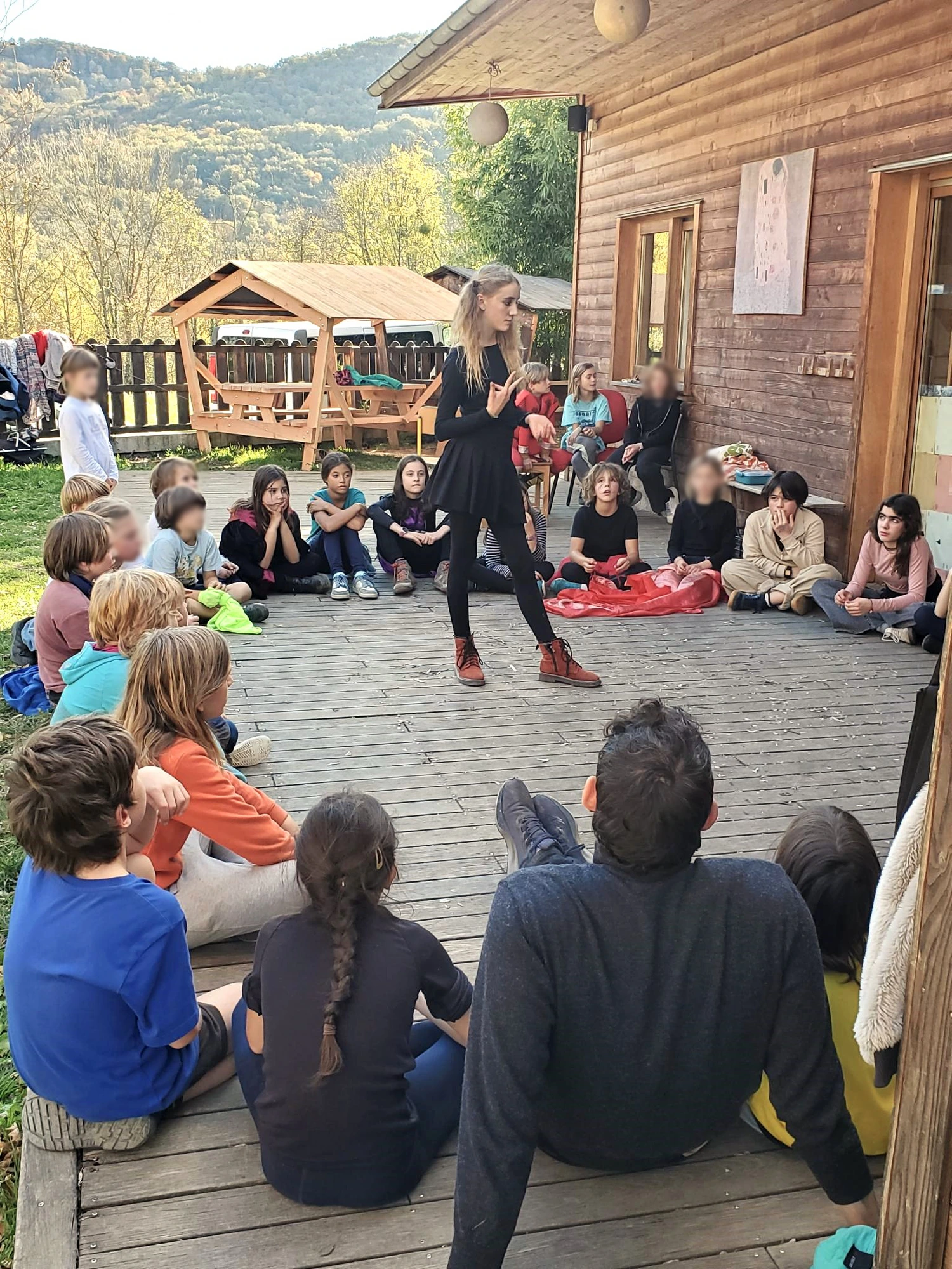École Pleine Nature — temps collectif en cercle