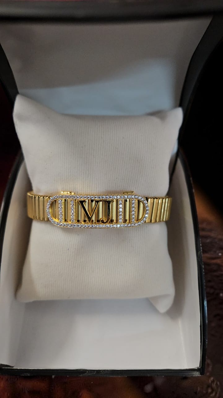Designer Stretchable Gold Bracelets