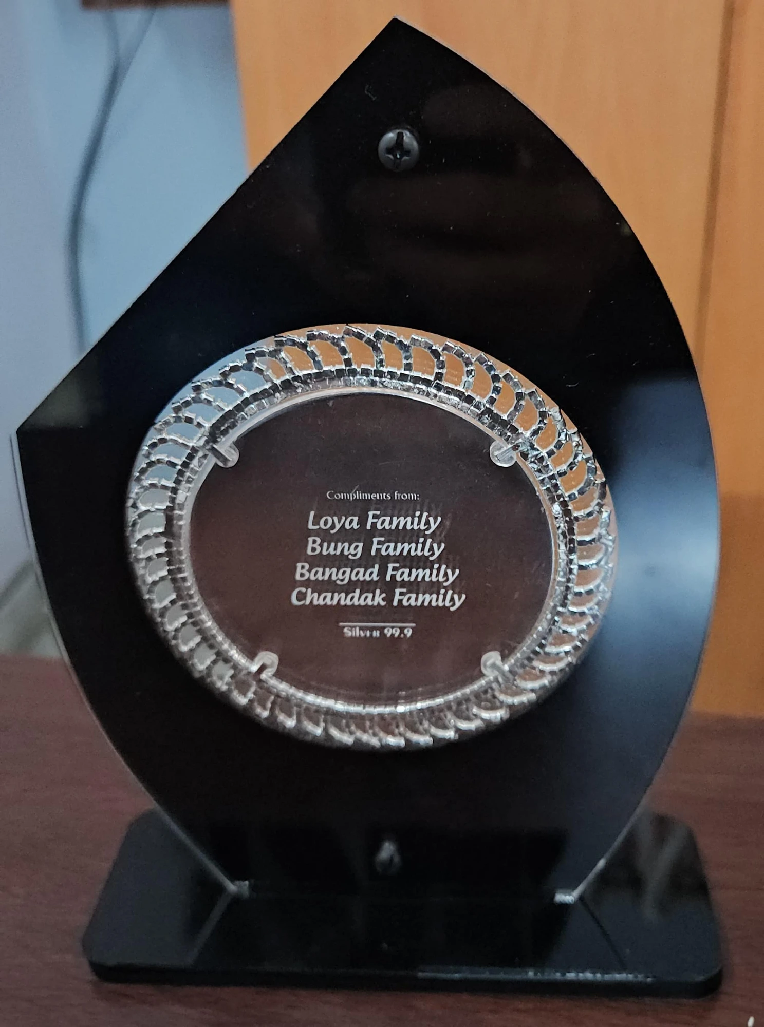 Photo Engraved Silver Coin with Acrylic Framework (100gr)