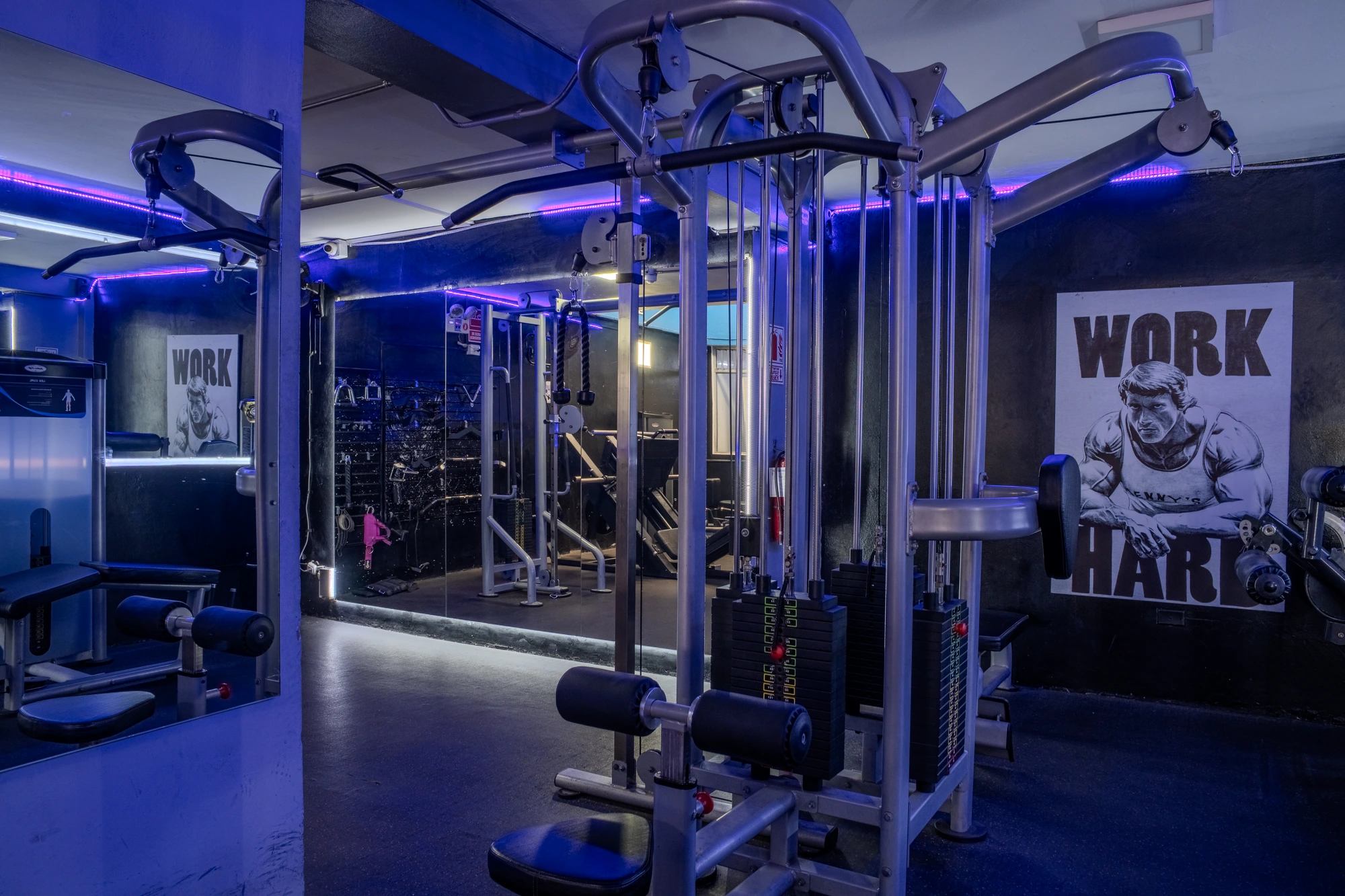 Equipamiento NEX Level Fitness 4