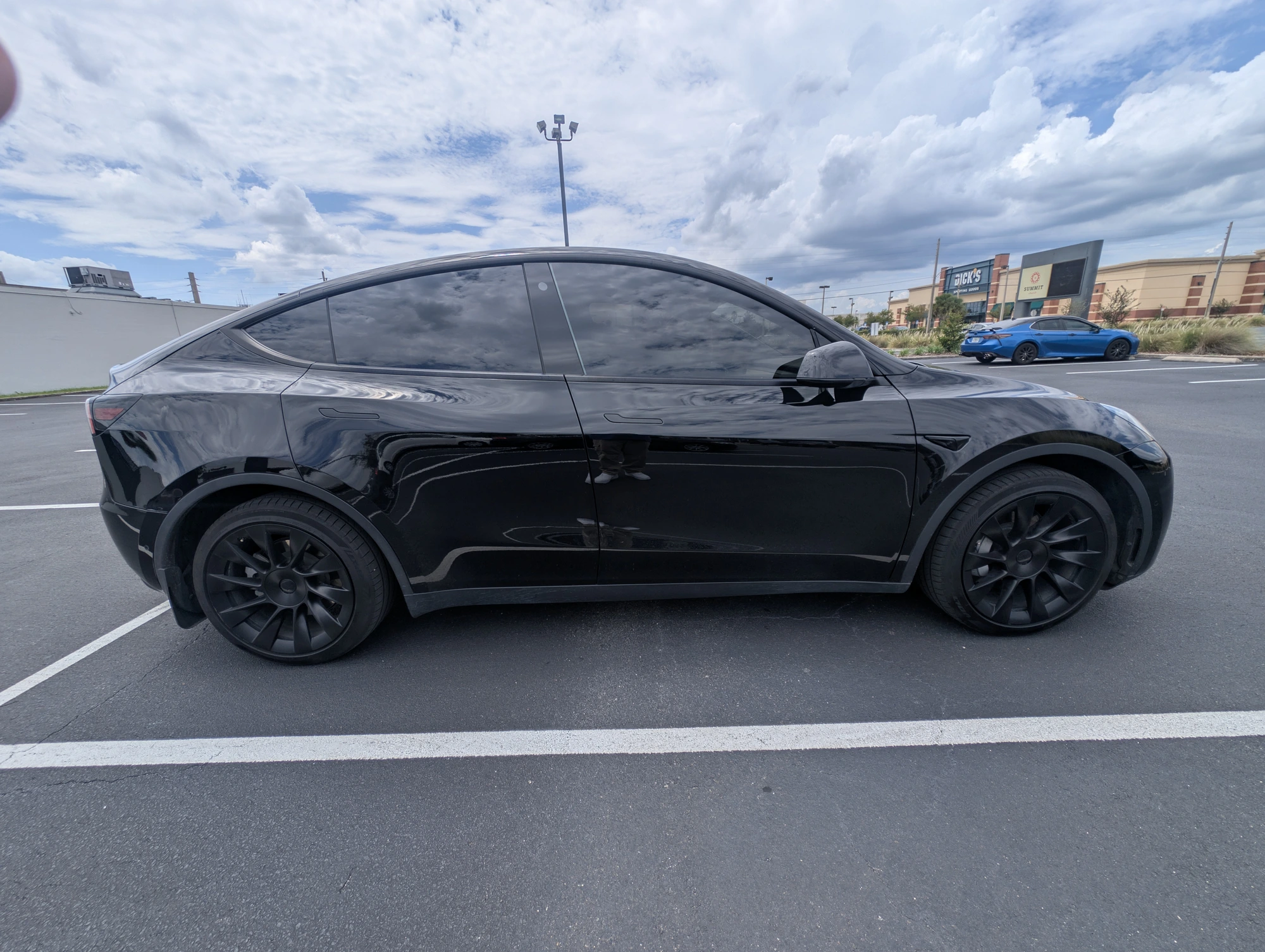 Tesla Model Y Long Range